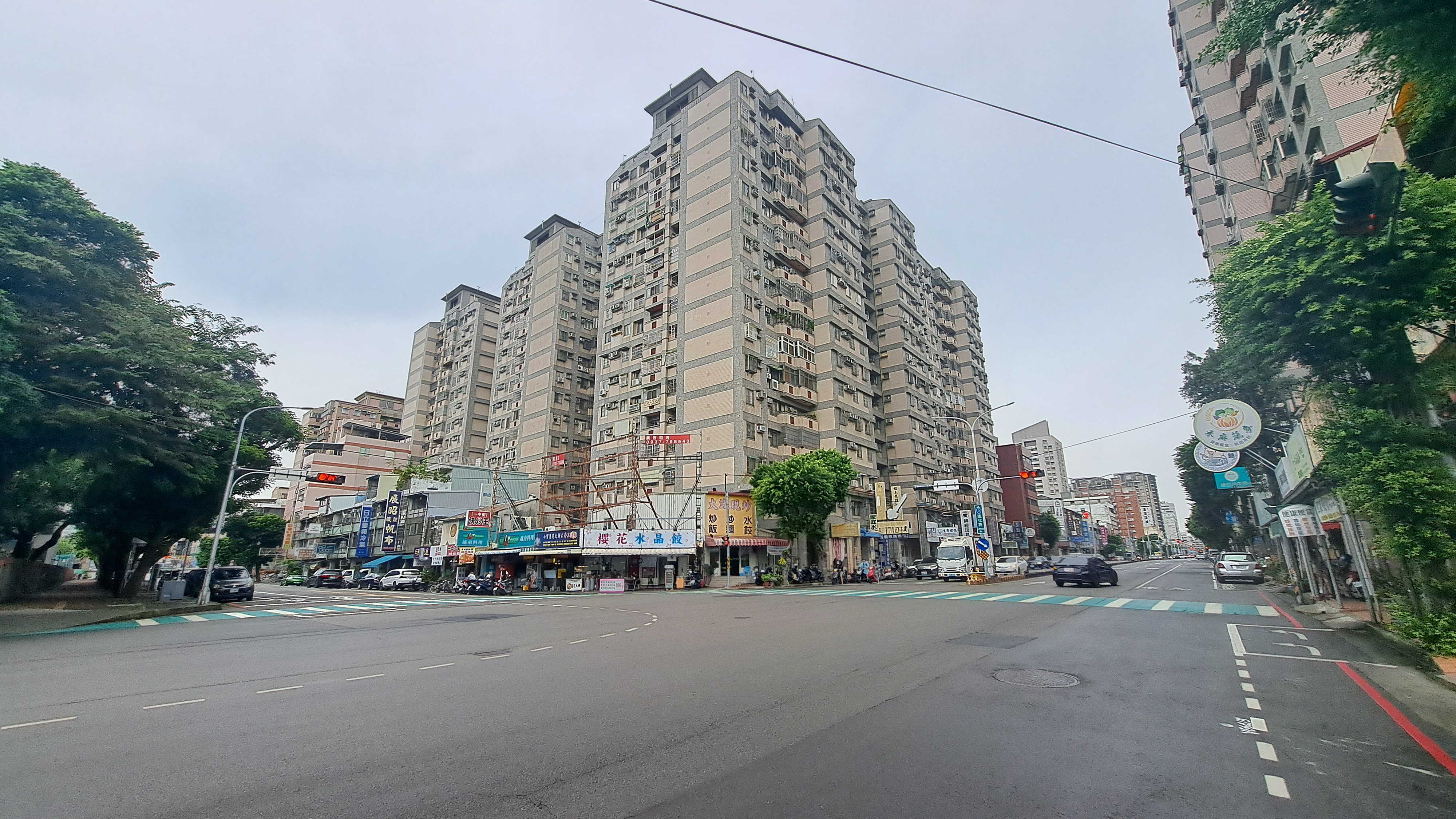 力行國小旁美三房出租